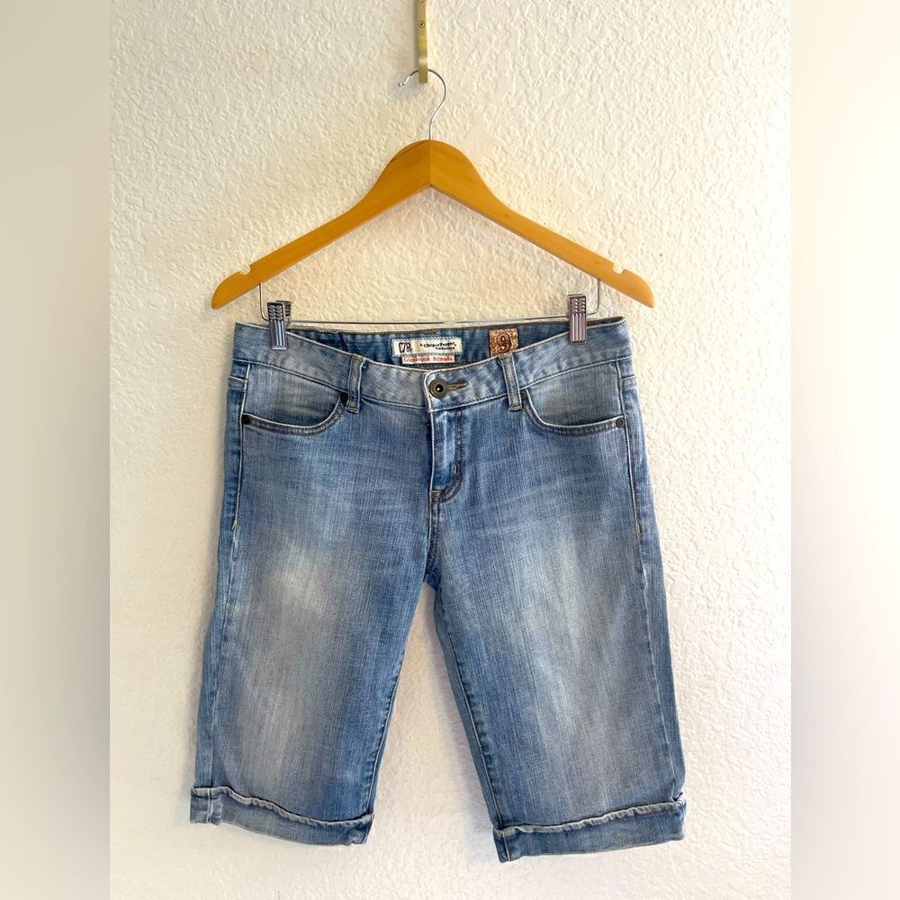 Chip & Pepper Y2K Long Jean Shorts Glenbrook Bermuda shorts. 9